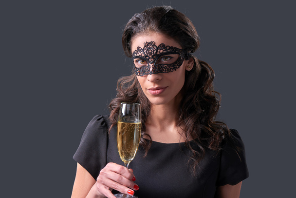 Party woman holding glass with champagne - Zdjęcie, obraz