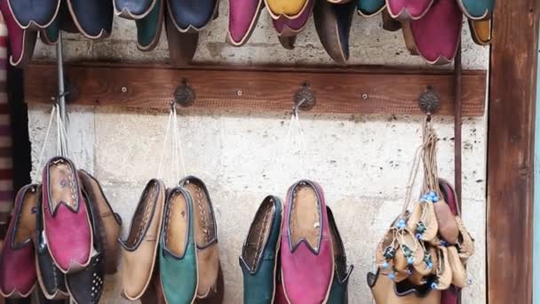 Traditionele Turkse schoenen in Istanbul City - Video