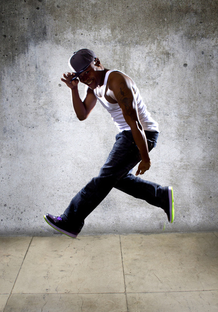 hip hop dancer jumping - Fotografie, Obrázek
