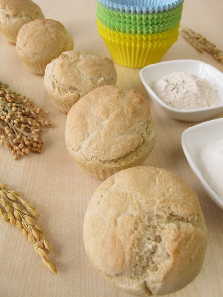 Muffins à pain avec épeautre, millet et riz
 - Photo, image