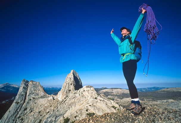 kadın dağcı zirve Tarih. - Fotoğraf, Görsel