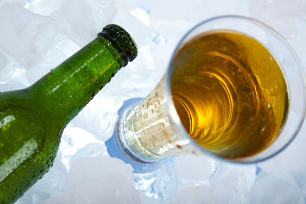 Пиво в льоду
 - Фото, зображення