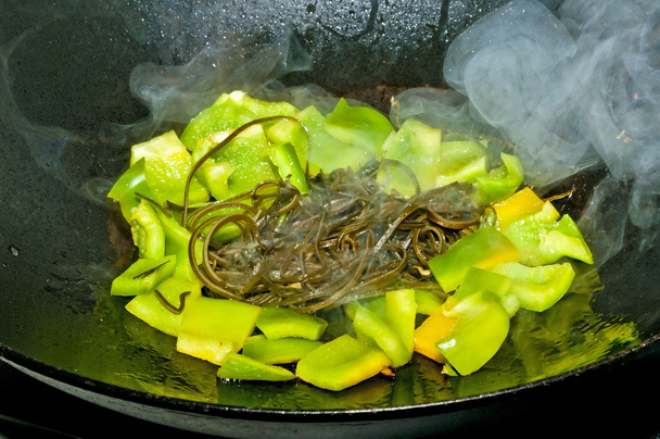 zelenina v čínskou wok - Fotografie, Obrázek