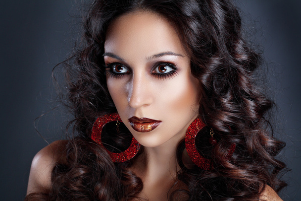 fashion model with  curly hair - 写真・画像