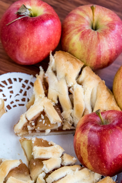 pastel de manzana recién horneado
 - Foto, imagen