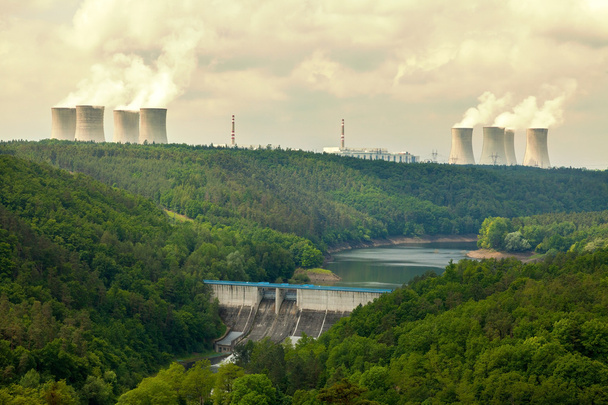 Çek Cumhuriyeti Avrupa 'sında Dukovany Nükleer Santrali - Fotoğraf, Görsel