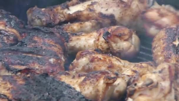 kurczak grill - Materiał filmowy, wideo