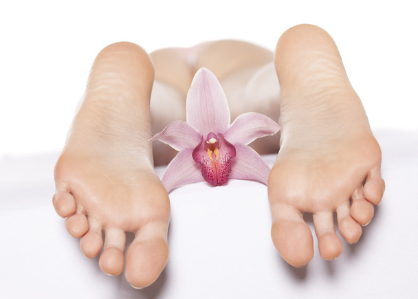 vrouwelijke voeten - Foto, afbeelding
