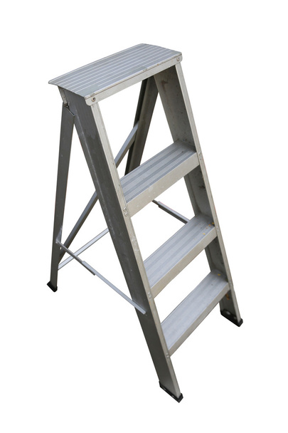 Сходи ізольовані на білому тлі, промислові інструменти на робочому місці, працівник використовував сходи для роботи з предметом на високій позиції
. - Фото, зображення