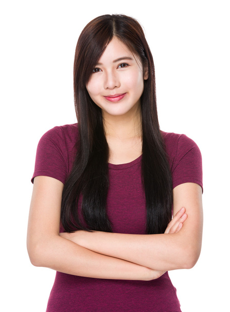 Aasian nuori nainen punaisessa t-paidassa
 - Valokuva, kuva