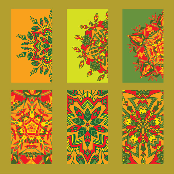 Beispiele für Mandalas. zentangl kreisförmiges handgezeichnetes Muster.  - Vektor, Bild