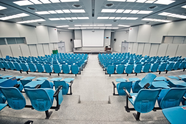 sala de conferencias grande vacía
 - Foto, Imagen