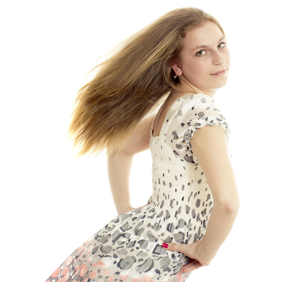Девушка с летящими волосами на белом фоне
 - Фото, изображение