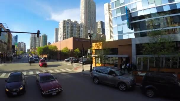 Tráfico en las calles de Chicago
 - Imágenes, Vídeo