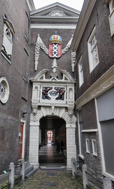 Holland, Amsterdam, the facade of a 1581 old house - Fotó, kép