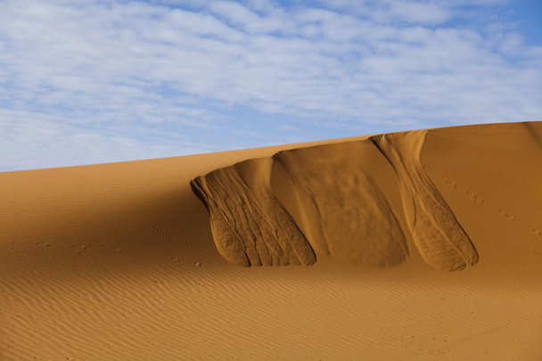 Deserto de areia com dunas em Marocco, merzouga
 - Foto, Imagem