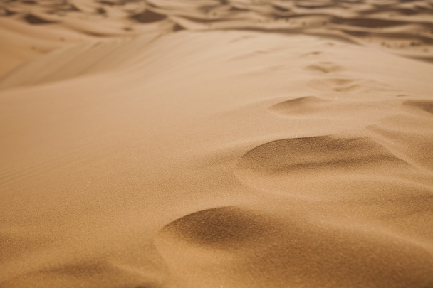 άμμο της ερήμου με αμμόλοφους στην merzouga Μαρόκο - Φωτογραφία, εικόνα