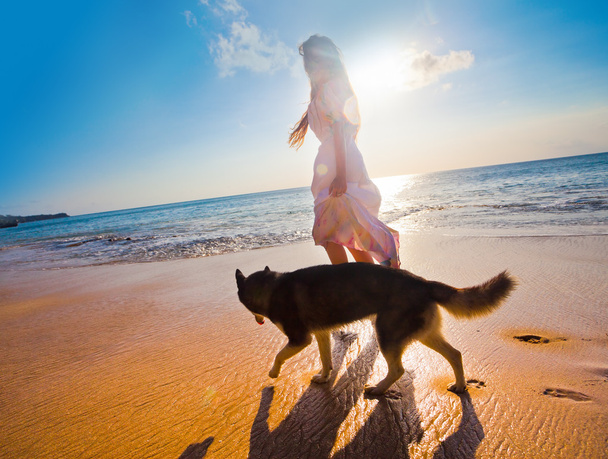 woman traveling with dog - 写真・画像