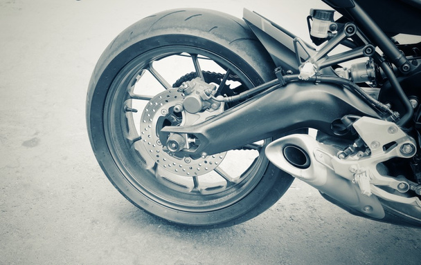 Motociclos roda
 - Foto, Imagem
