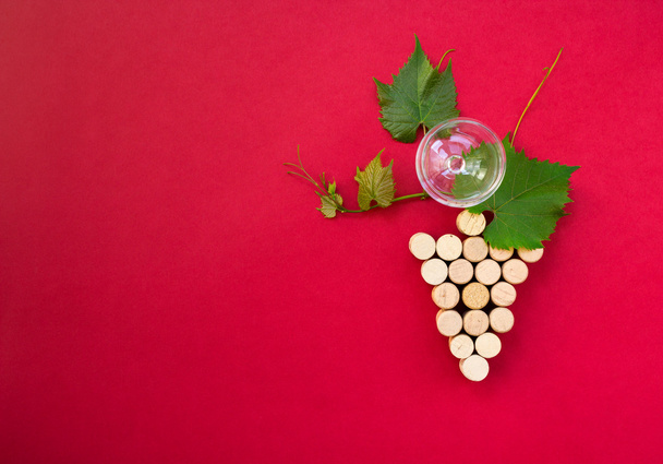 Creative bunch of grapes with wine glass and copy-space - Photo, Image