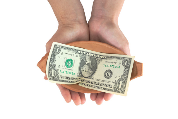 Kadın el çömlek içinde tek Doları Not ile tutarak - Fotoğraf, Görsel