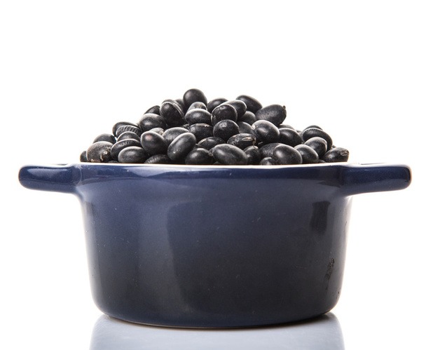 Haricot noir dans le pot bleu
 - Photo, image