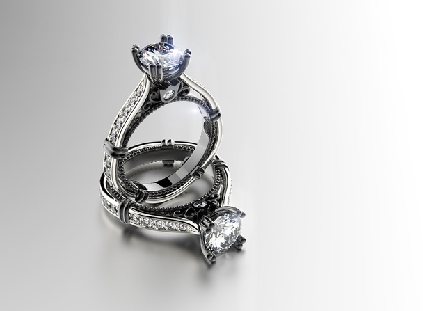ダイヤモンドの婚約指輪 - 写真・画像
