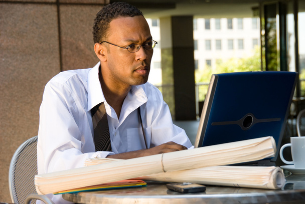 Виконавчий афроамериканець бізнесмен - Фото, зображення