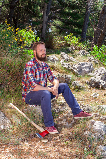 Portrait of an attractive young lumberjack - Foto, immagini