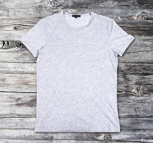 Blank gray t-shirt - Foto, imagen