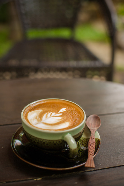 Latte Art coffee with coffee bean - Foto, immagini