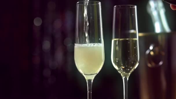 Champagne pouring from  bottle. - Filmmaterial, Video