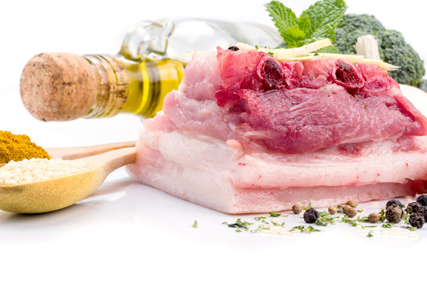 Varkensvlees belly met kruiden kruiden - Foto, afbeelding