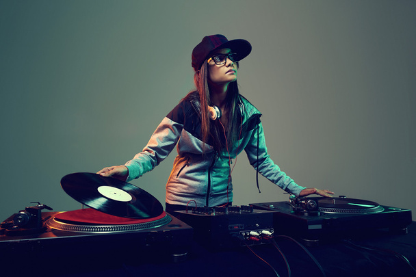 Hiphop dj woman playing at nightclub - Photo, Image