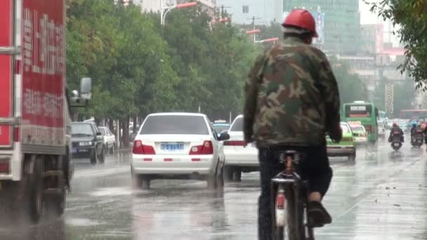 Pracovní cykly v ulicích - Záběry, video
