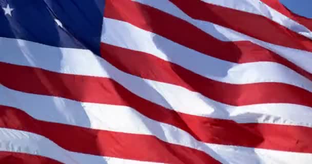 4 americká vlajka k foukání, mává Closeup 4300 - Záběry, video