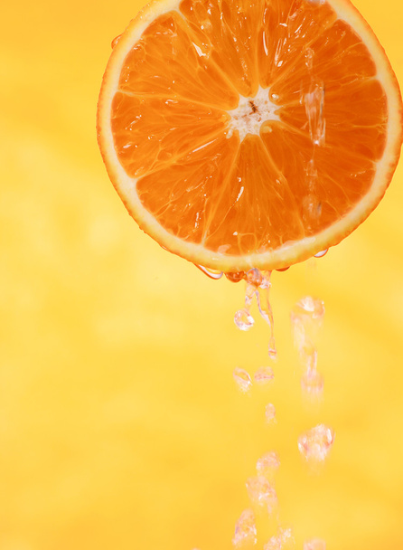 taze portakal suyu ile - Fotoğraf, Görsel