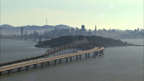 Anténa Oakland Bay Bridge konstrukce San Francisco - Záběry, video