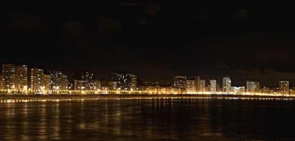 Gijón. - Φωτογραφία, εικόνα