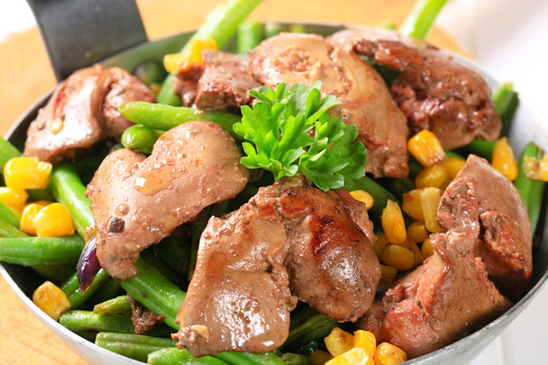 Chicken livers with green beans and corn - Photo, Image