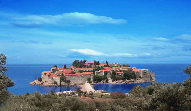 Φανταστική θέα του Sveti Stefan, μικρό νησάκι και θέρετρο στο Mo - Φωτογραφία, εικόνα