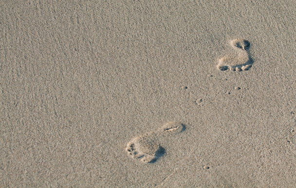 Fußstapfen im Sand - Foto, Bild