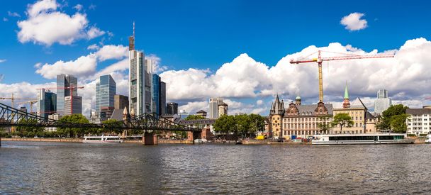 financial district in Frankfurt - Foto, Bild