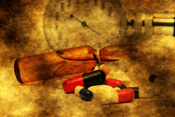 Pills and medicine vial - Photo, Image