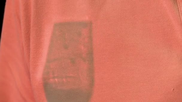Sombra de una copa de vino - Metraje, vídeo