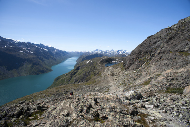 Besseggen Ridge dans le parc national de Jotunheimen, Norvège
 - Photo, image