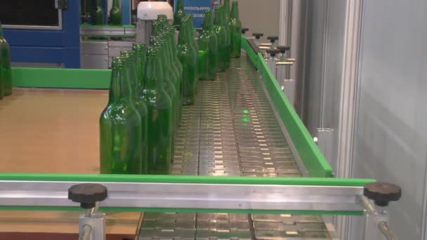 Movimento di bottiglie di vetro
 - Filmati, video