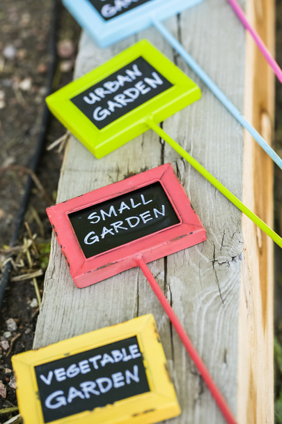 Colorful garden tags - Foto, afbeelding