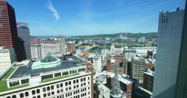 High Angle Pan de Pittsburgh Skyline
 - Filmagem, Vídeo