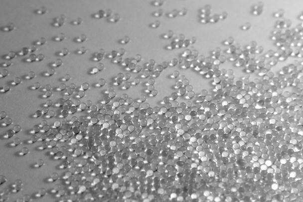 Perles de verre translucides
 - Photo, image
